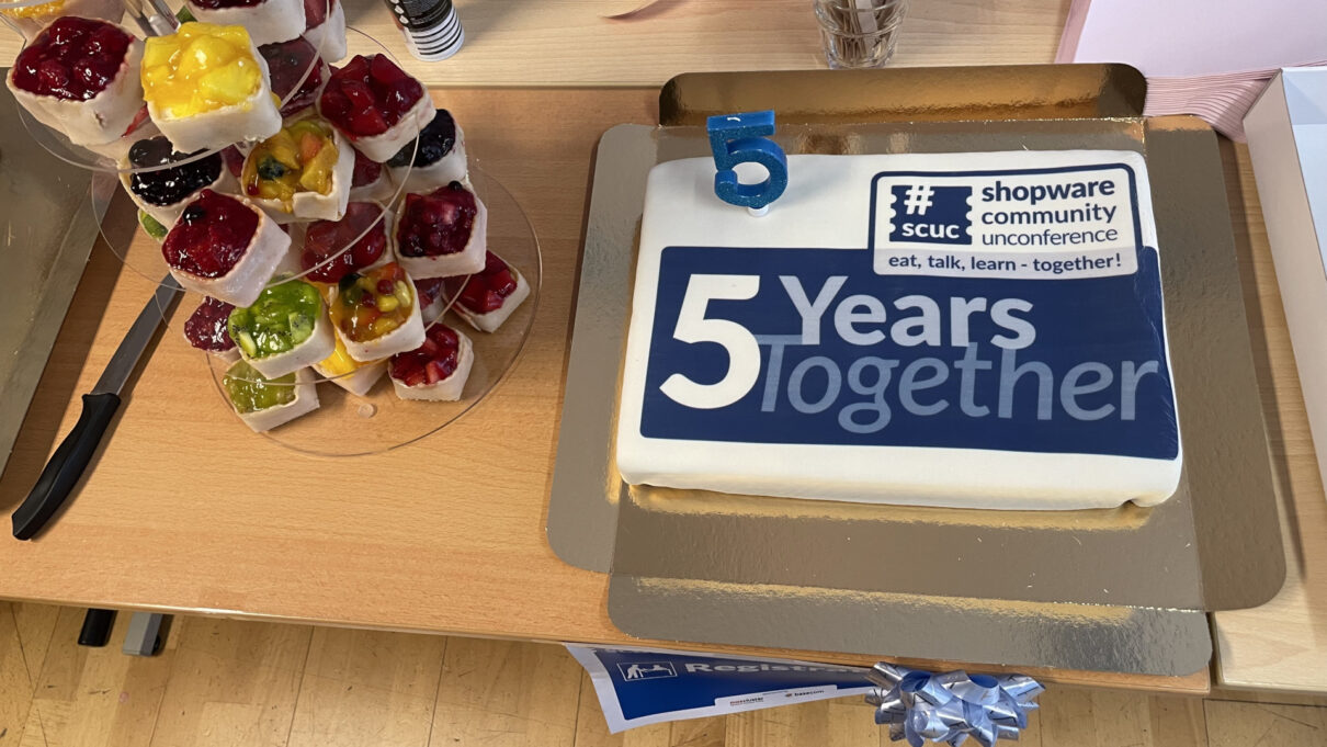 Zum fünften Geburtstag der Shopware Community UnConference gab es natürlich einen schicken Kuchen
